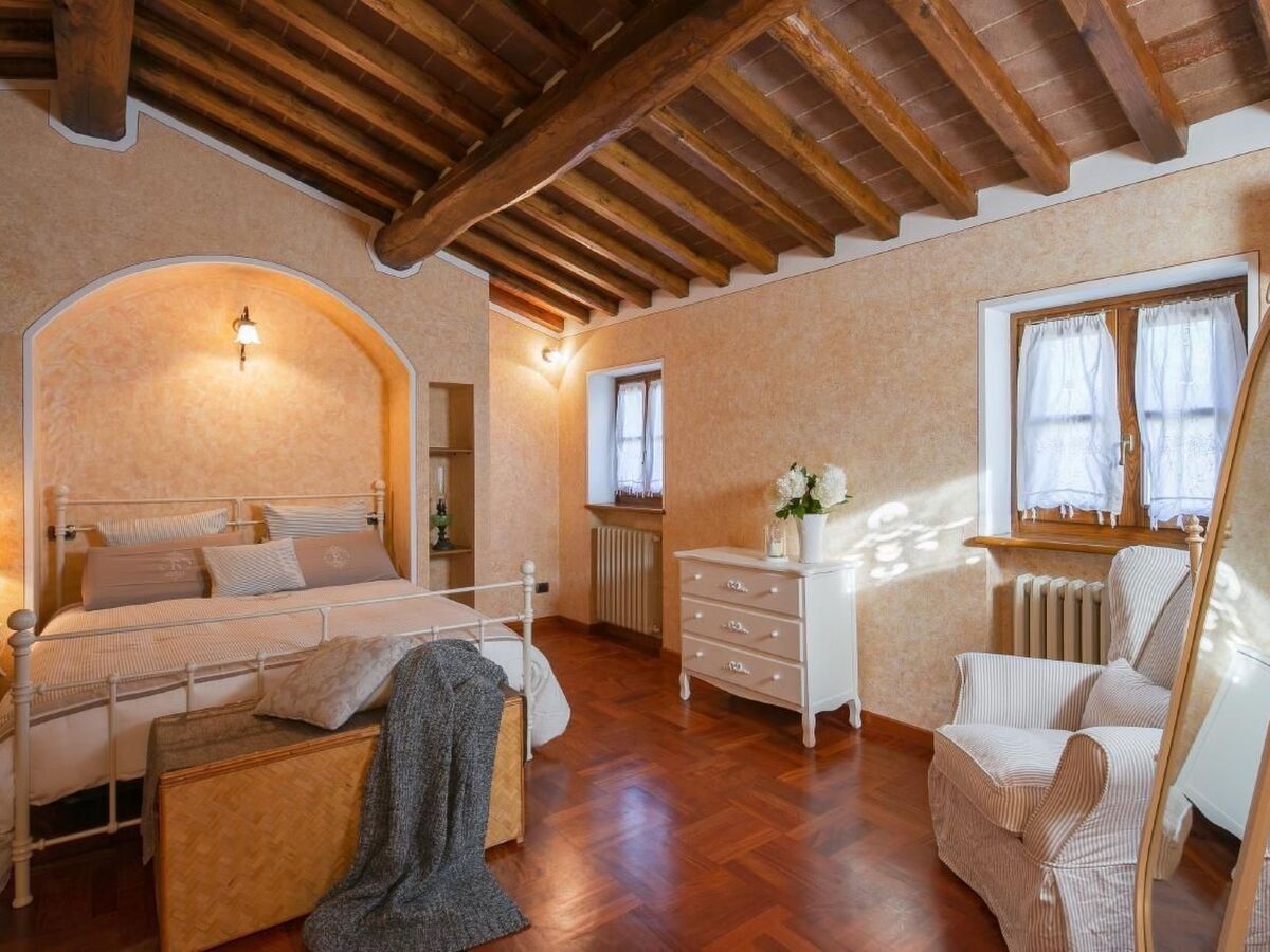 Villa Corte della Luna à Cortona, piscine et terrasse - Photo 28