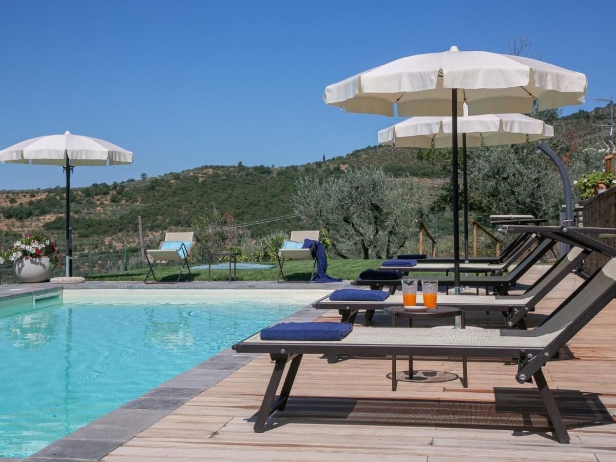 Villa Corte della Luna à Cortona, piscine et terrasse - Photo 39