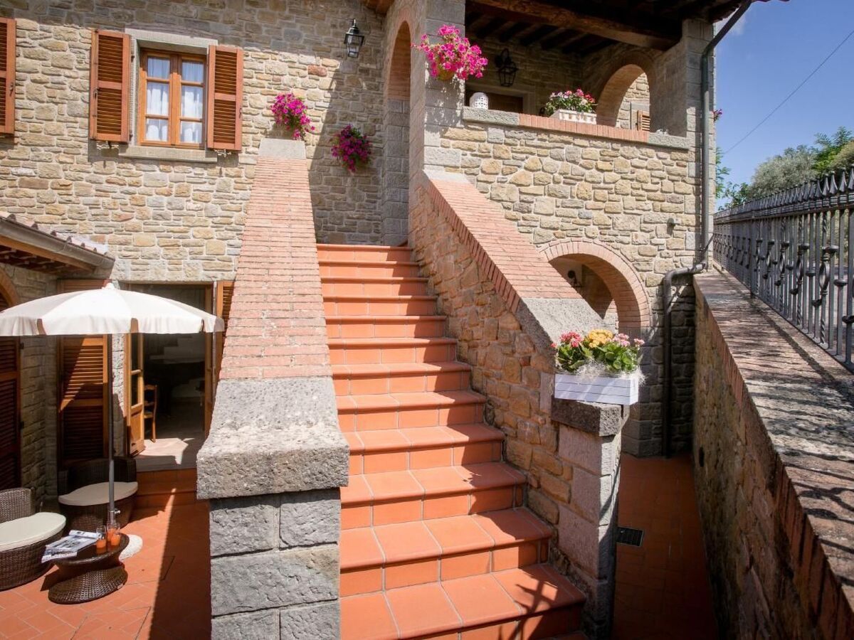 Villa Corte della Luna à Cortona, piscine et terrasse - Photo 43