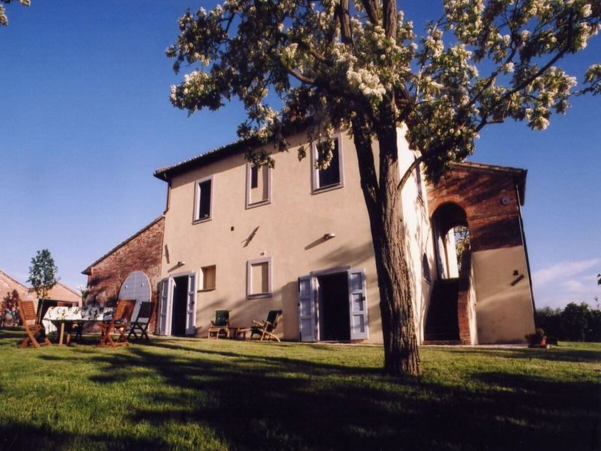 Villa Lorella – Maison avec piscine infinie en Toscane - Photo 5
