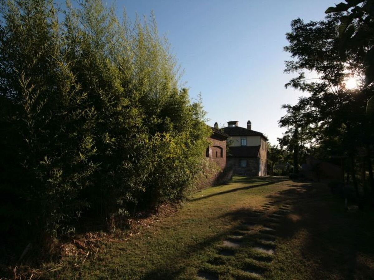 Villa Lorella – Maison avec piscine infinie en Toscane - Photo 14