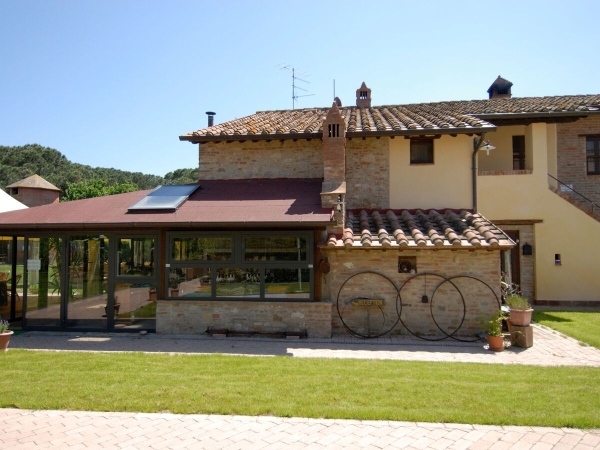 Junior Suite au Lac Trasimeno, piscine incluse - Photo 17