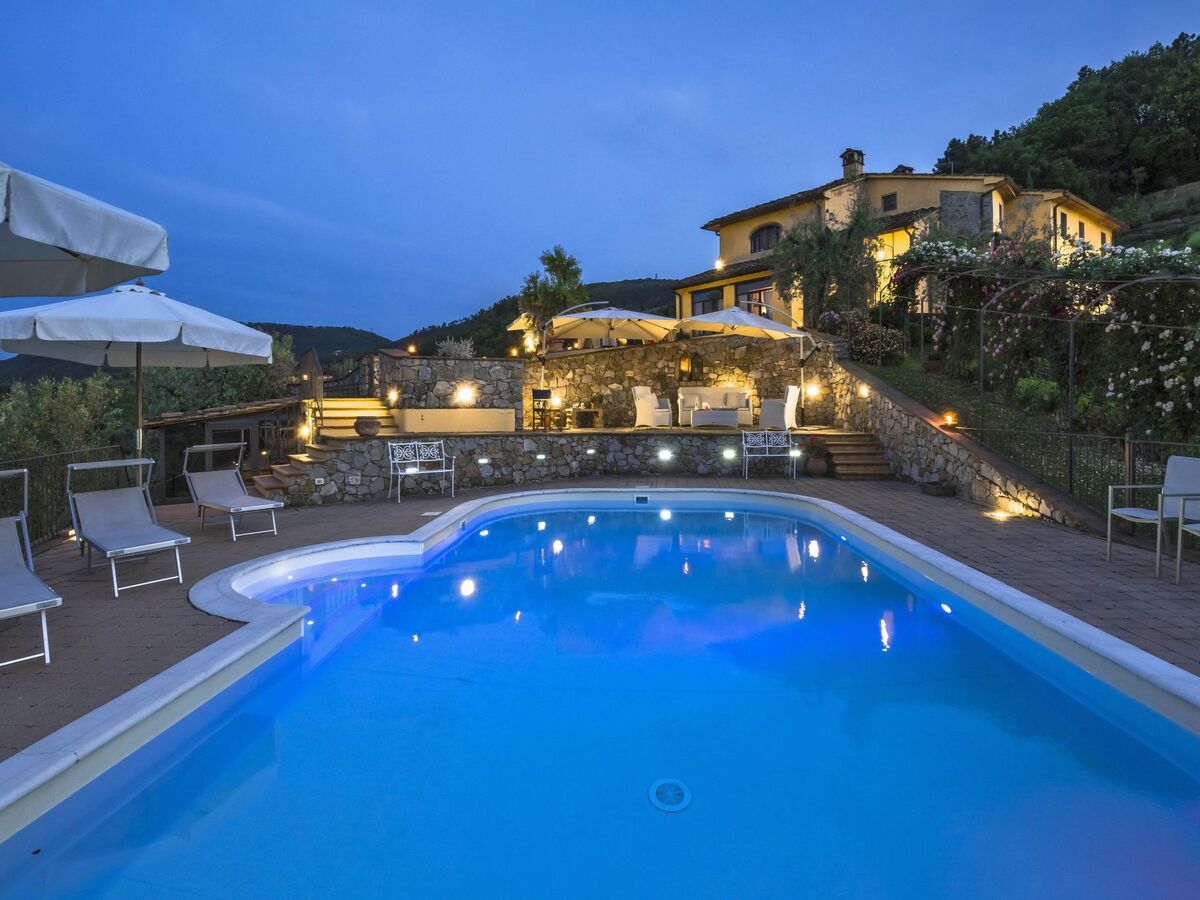 Villa Solaria – 14 pers, piscine privée 12×6m, parc Serravalle - Photo 17