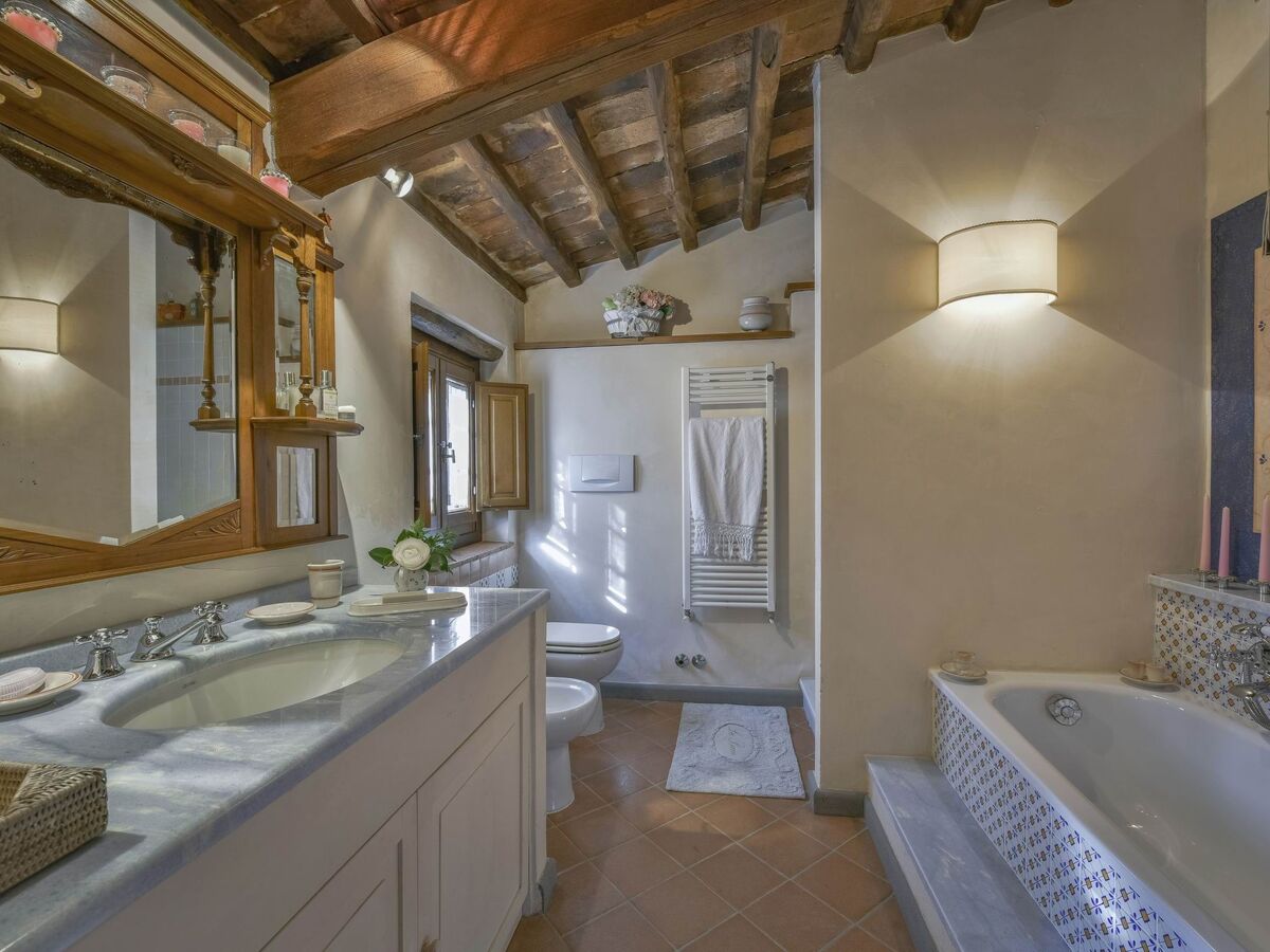 Villa Solaria – 14 pers, piscine privée 12×6m, parc Serravalle - Photo 34