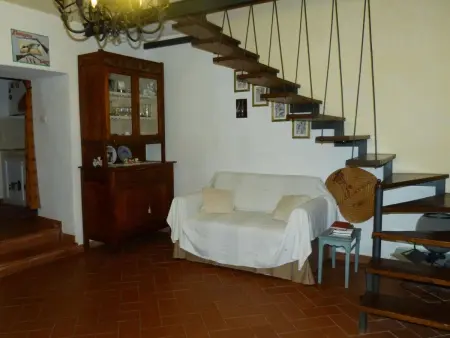 Maison de maître XVIIe siècle, 7000 m² et piscine à Acquasparta : photo 2