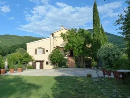 Maison de maître XVIIe siècle, 7000 m² et piscine à Acquasparta : photo 17