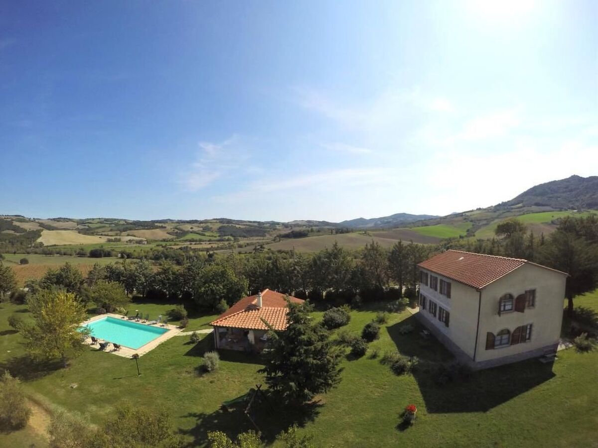 Appartement 2 chambres avec grande piscine à Micciano - Photo 1