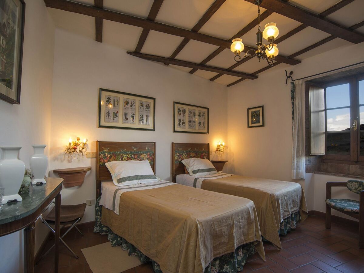 Appartement dans château médiéval avec piscine - Photo 9