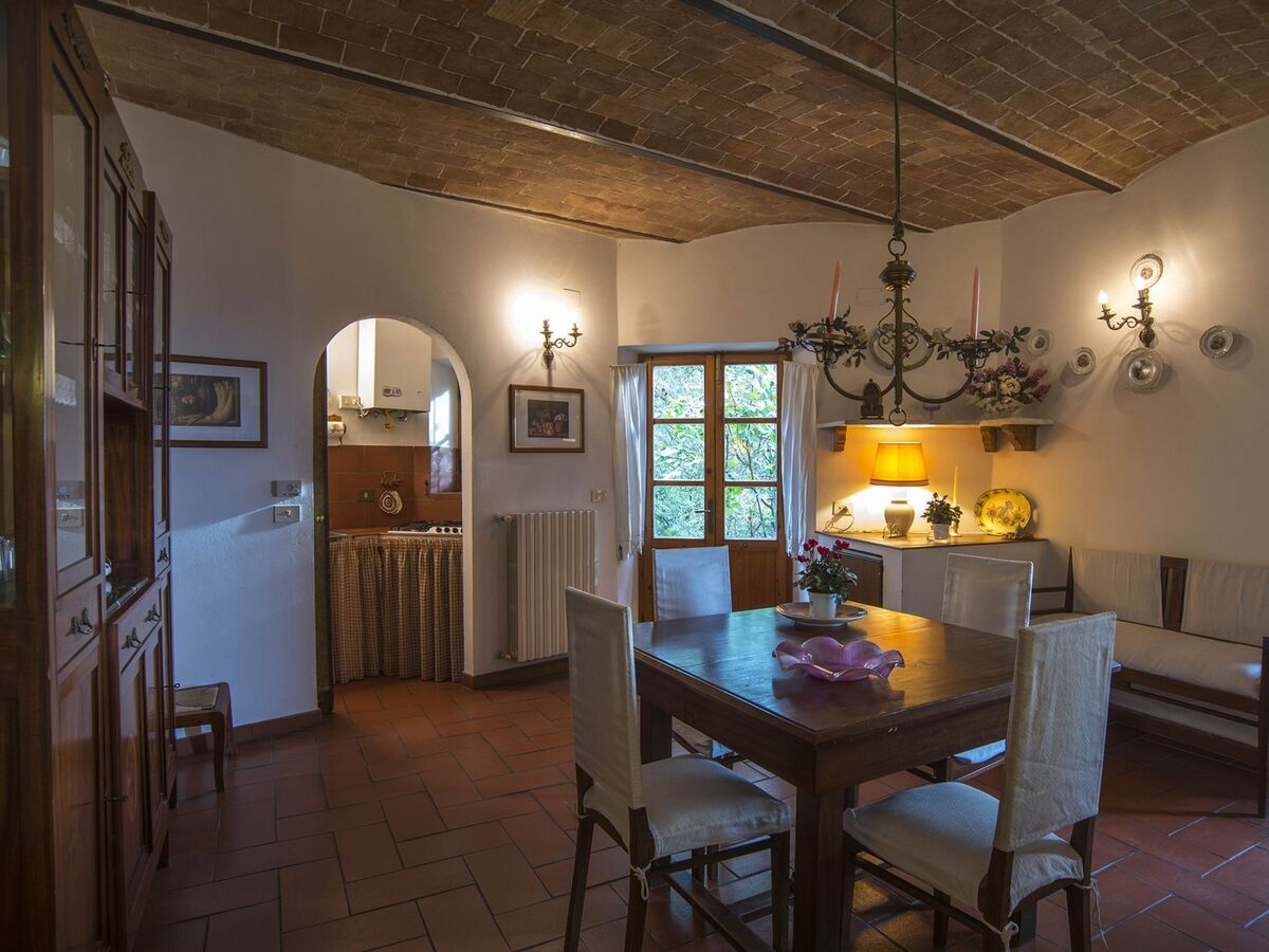 Appartement 85m² dans un château du XIVe siècle avec piscine - Photo 5