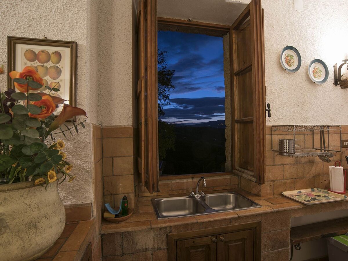 Appartement au château médiéval avec piscine - Photo 9