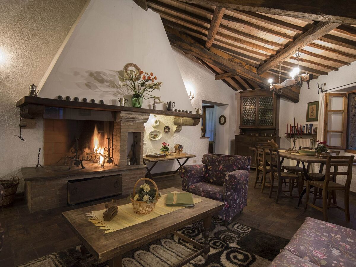 Appartement au cœur d'un château du 14e siècle avec piscine - Photo 1