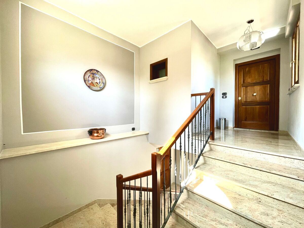 Appartement 230 m² Villa Camilla, 3 chambres à Perugia - Photo 5