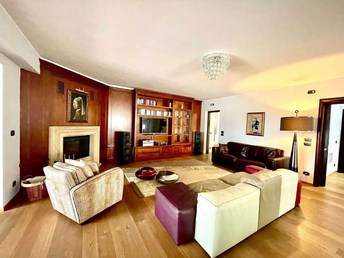 Appartement 230 m² Villa Camilla, 3 chambres à Perugia - Photo 19