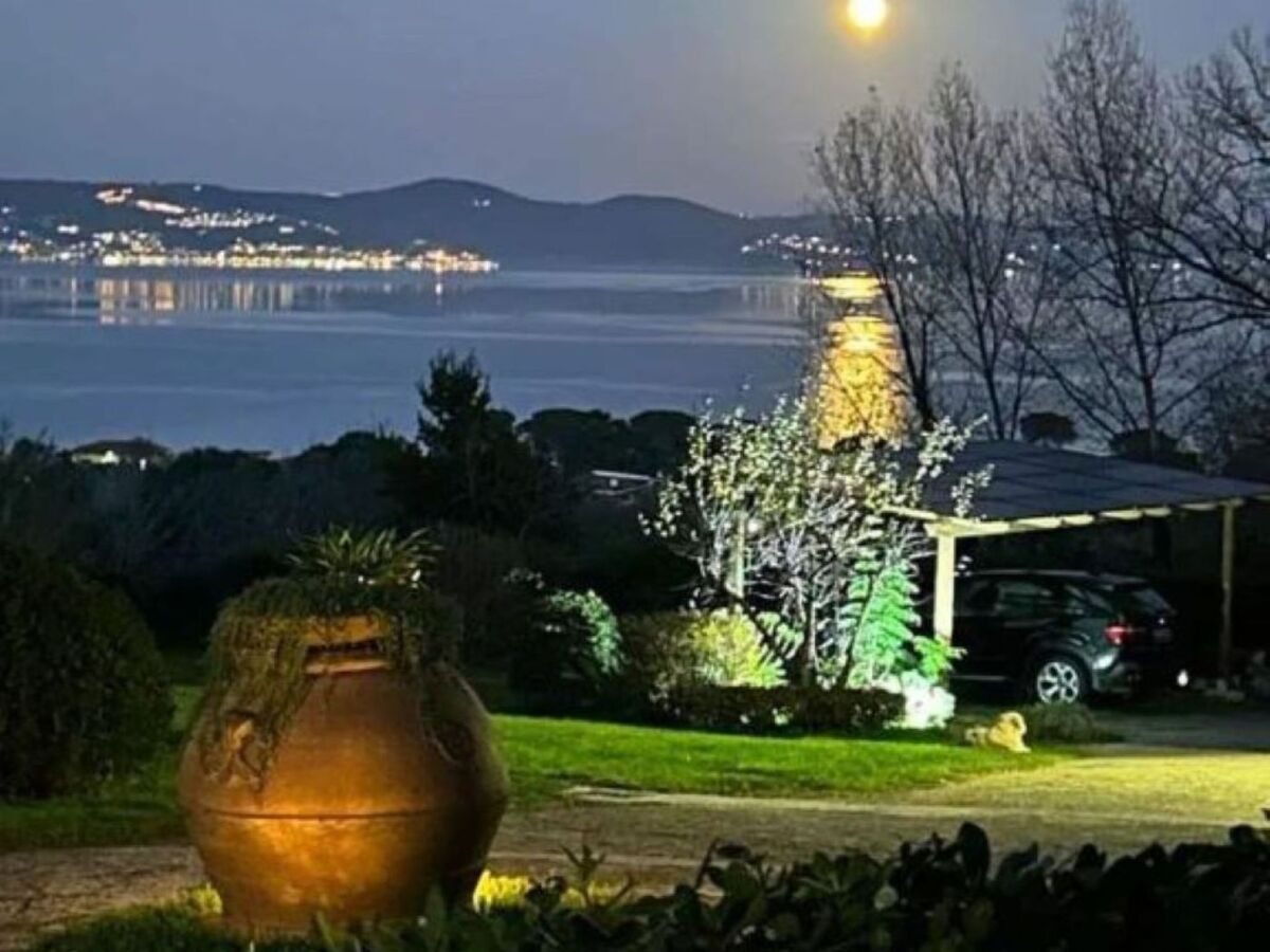 Appartement 3 chambres avec jardin 1000m² à Bracciano - Photo 13