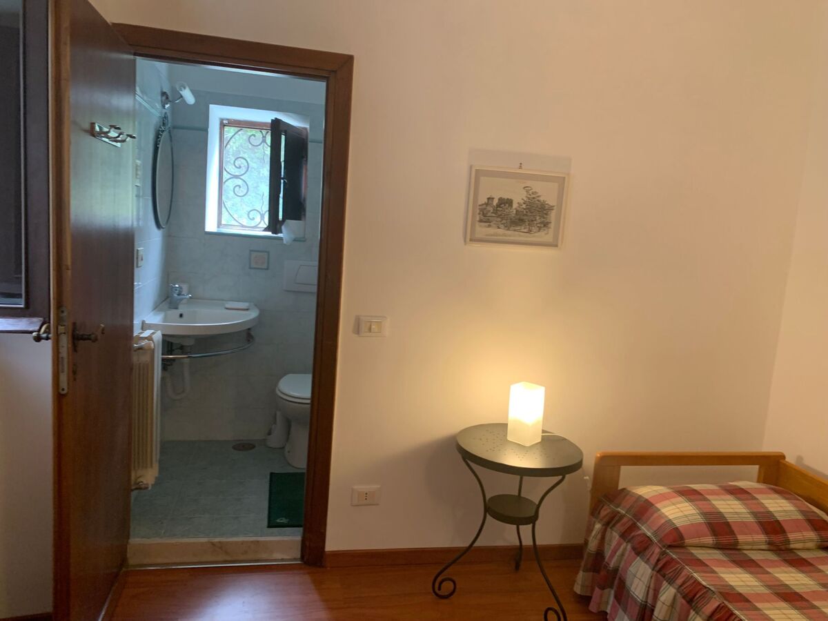 Appartement 3 chambres avec jardin 1000m² à Bracciano - Photo 26
