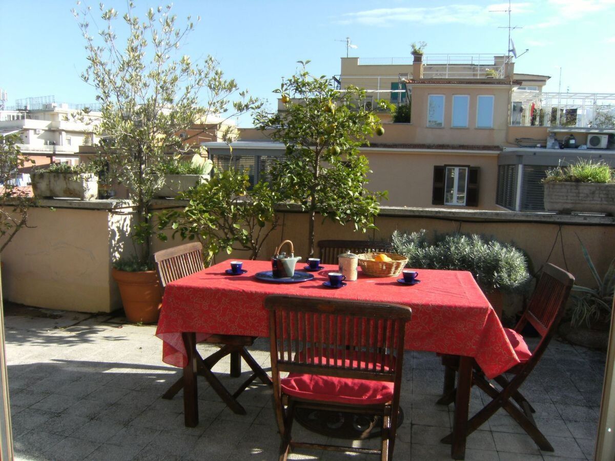 Appartement avec vue sur Saint-Pierre, terrasse 35 m² - Photo 3