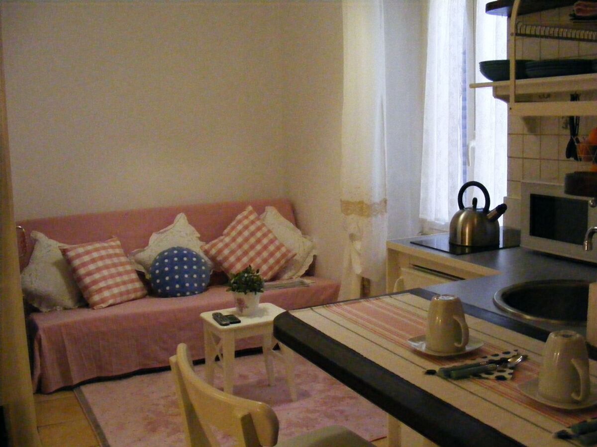 Studio Trastevere avec entrée indépendante, plafonds en bois - Photo 9