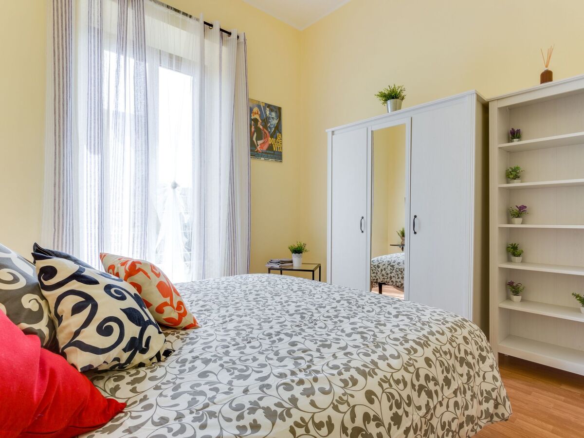 St Joseph 12 – Appartement 2 ch à Rome, métro à 600 m - Photo 2
