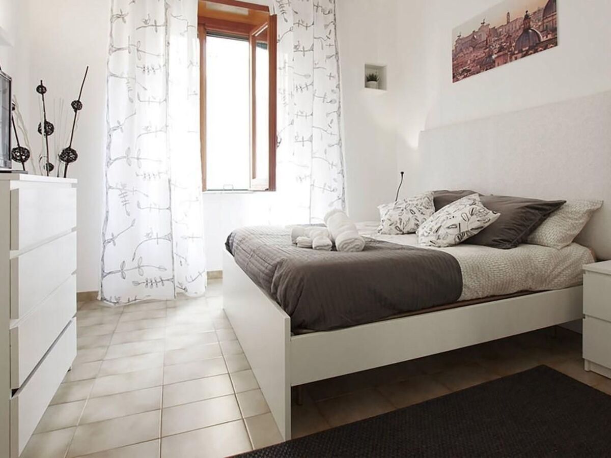 Appartement rénové à Rome, 500 m du métro Vatican - Photo 13