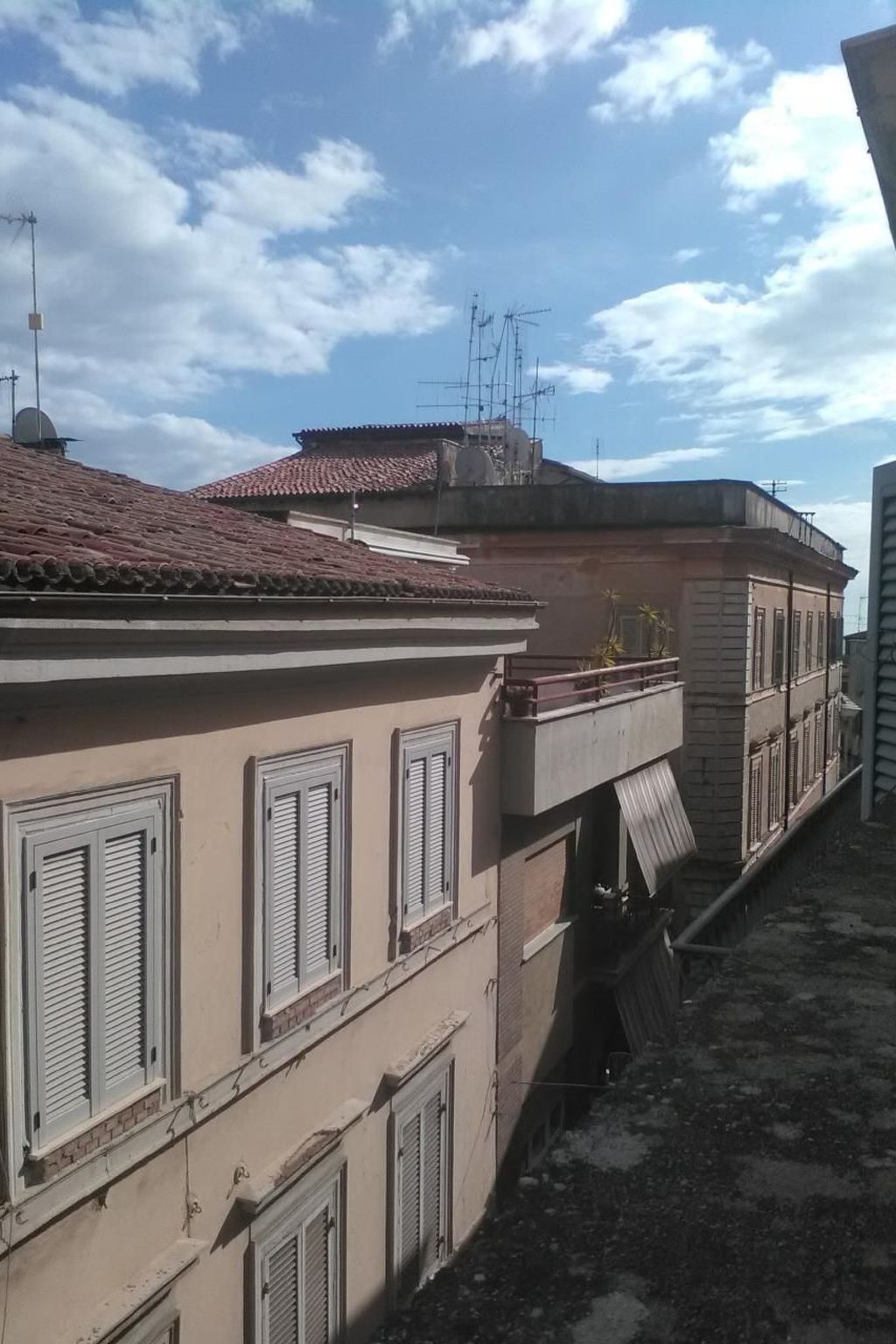 Appartement rétro à Velletri avec piano et terrasse - Photo 5