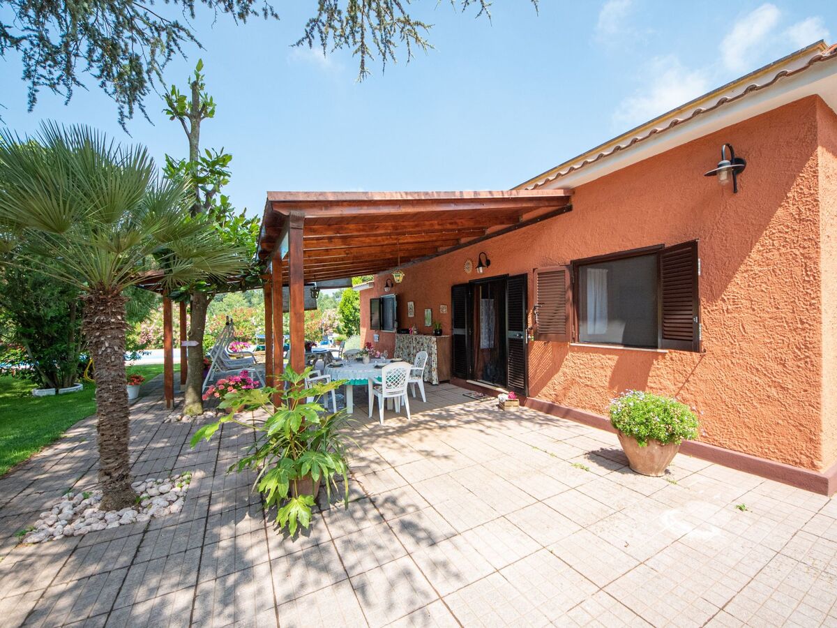 Villa Oleandri à Nettuno : piscine privée 6x12m - Photo 5