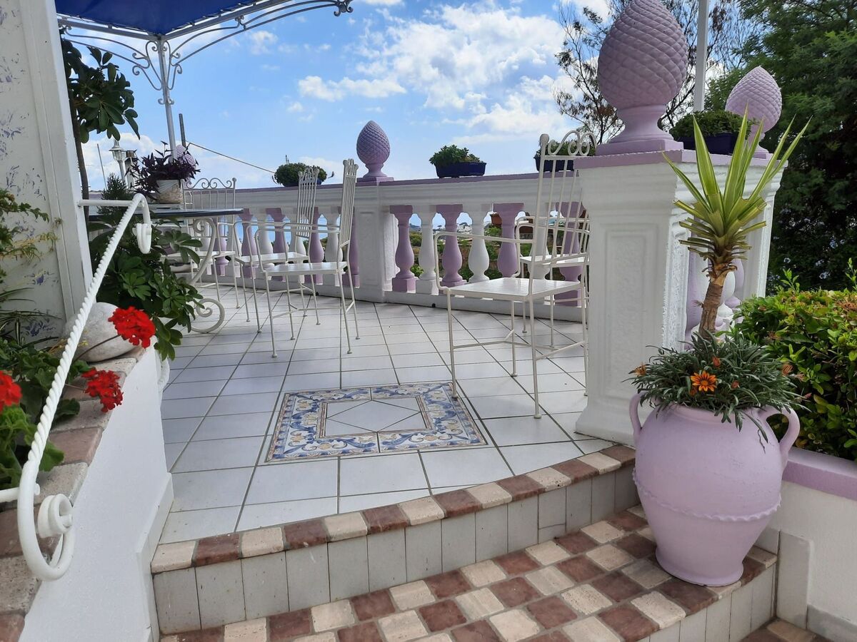 Appartement 2 chambres avec piscine et jardin à Ischia - Photo 8