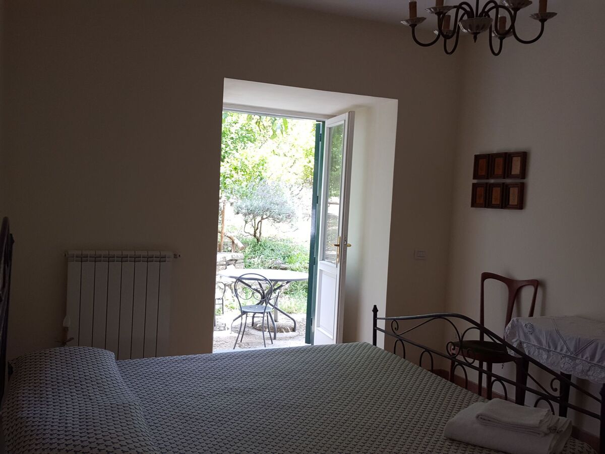 Chambre avec petit-déj à la ferme, vue sur le Vésuve - Photo 2