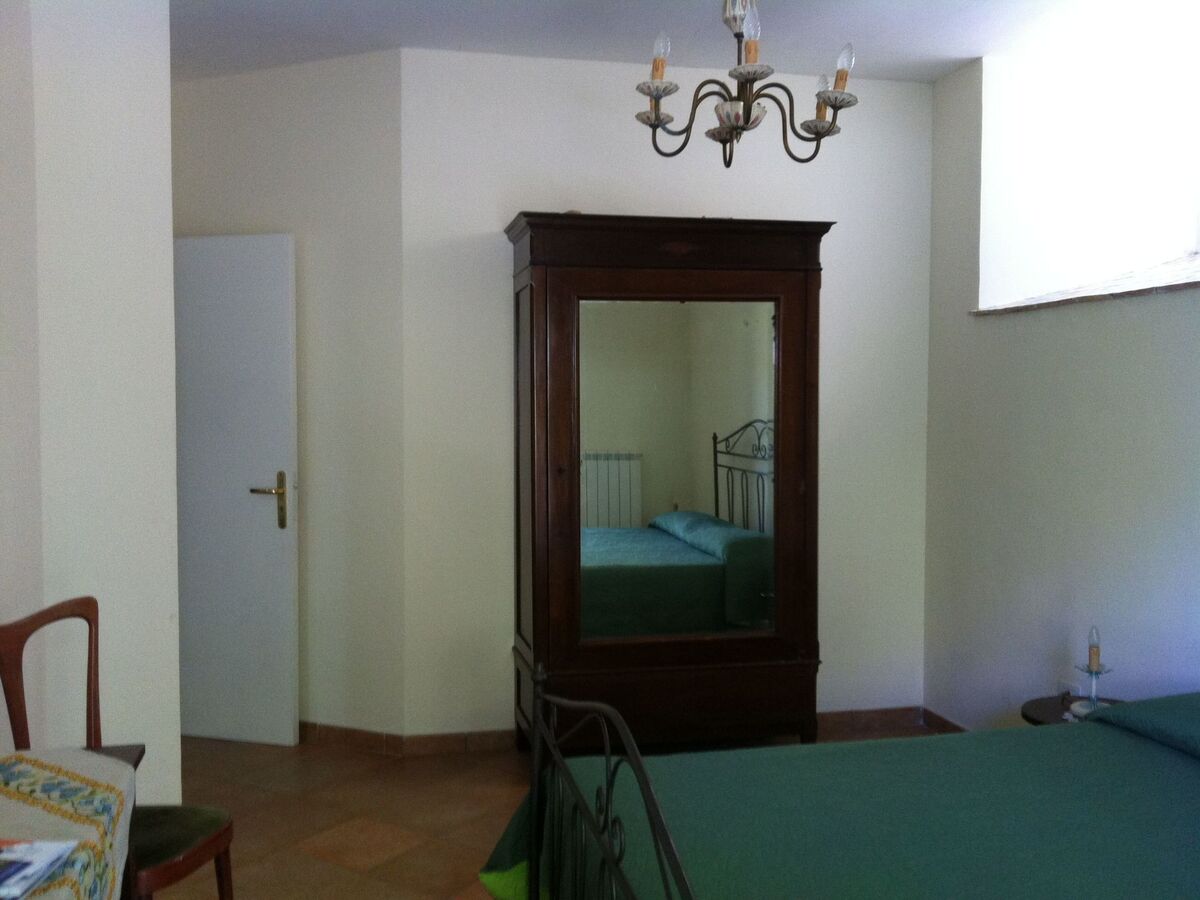 Chambre avec petit-déj à la ferme, vue sur le Vésuve - Photo 6