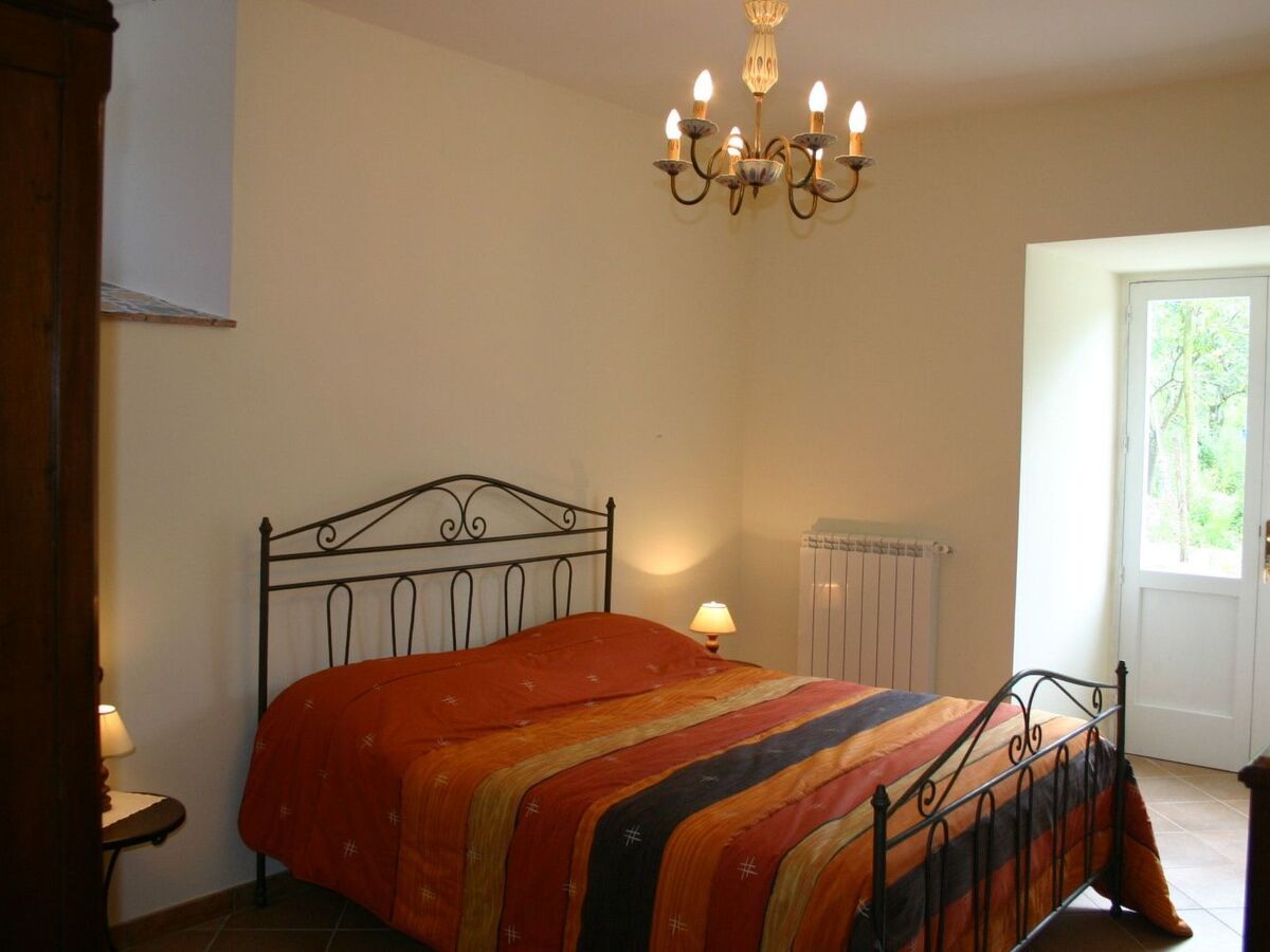 Chambre avec petit-déj à la ferme, vue sur le Vésuve - Photo 8