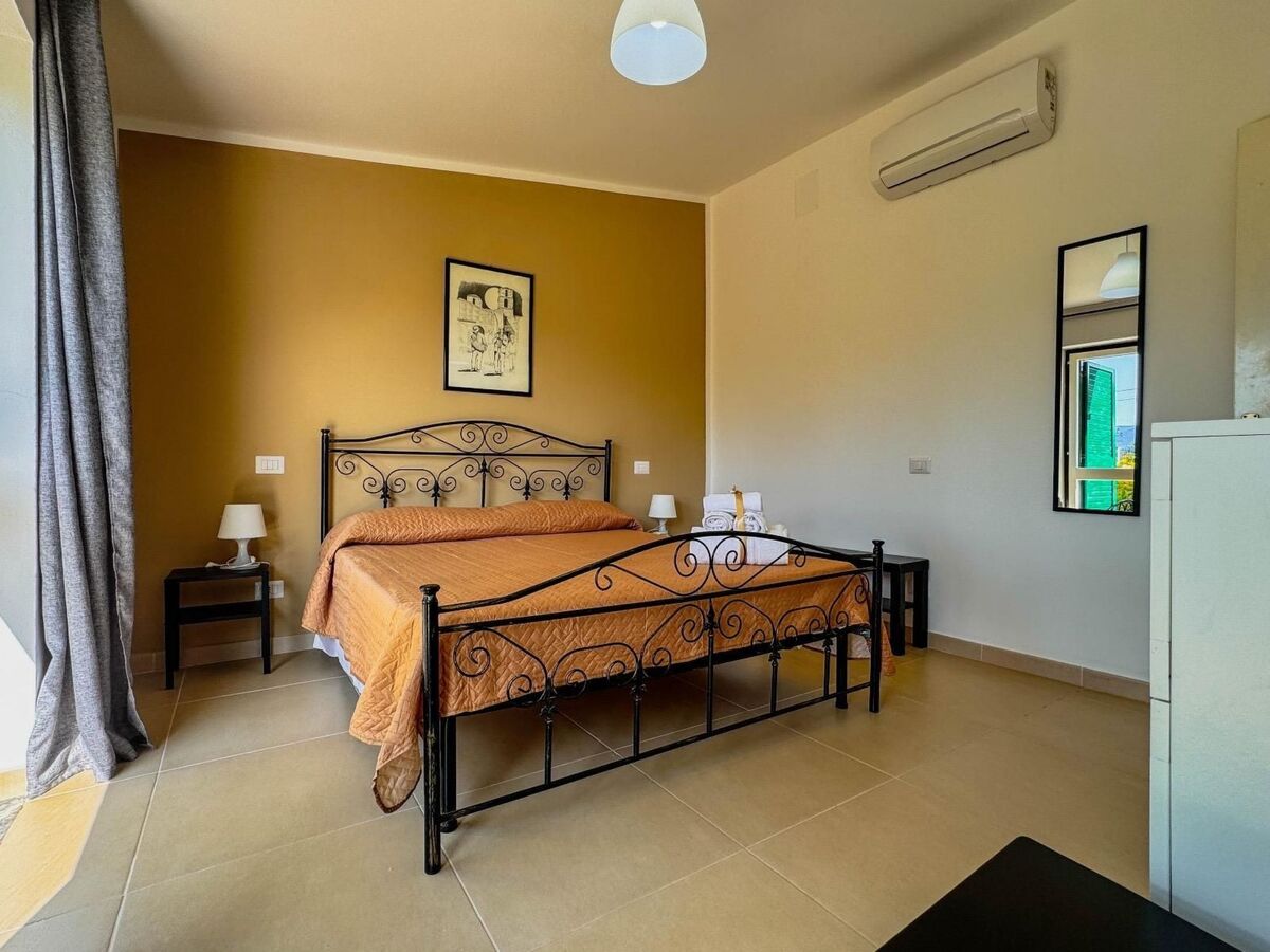 Villa San Paolo – Appartement 6 pers., jardin clos à Palinuro - Photo 9