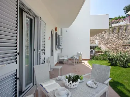 Location appartement à Vibonati, Wohnung Mirto