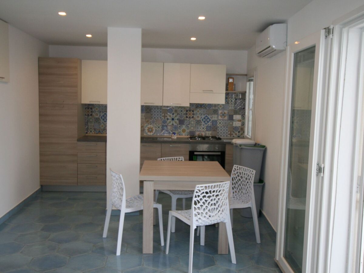 Studio Laura en villa avec accès direct à la plage - Photo 23
