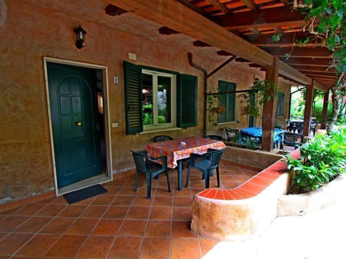 Appartement 2 pers. à Parghelia, terrasse et piscine - Photo 5