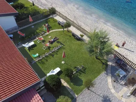 Appartement 2 chambres à 7 m de la plage à Capo Vaticano