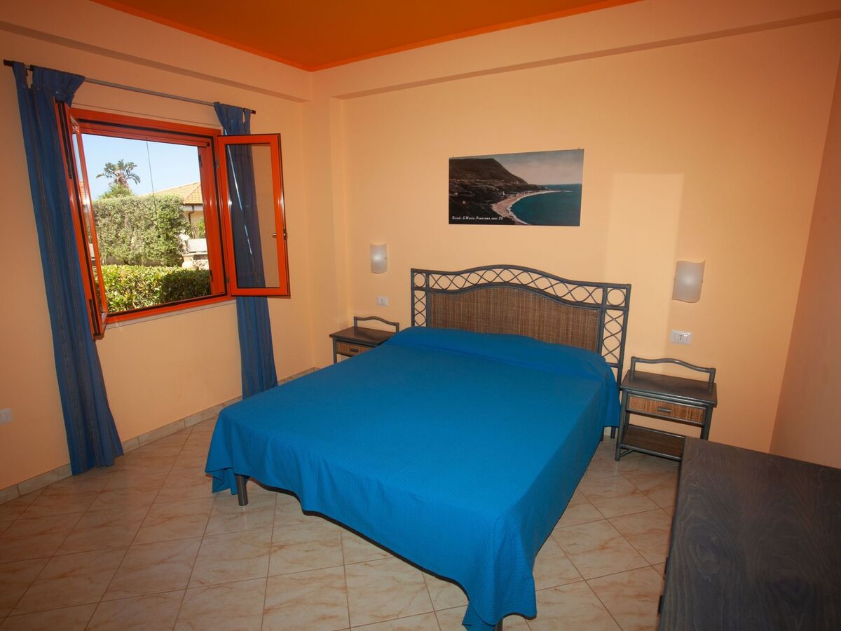 Appartement 150 m² jardin privé, 50 m de la plage - Photo 14