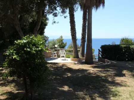 Villa Vanessa – Maison vue mer à Capo Vaticano : photo 9