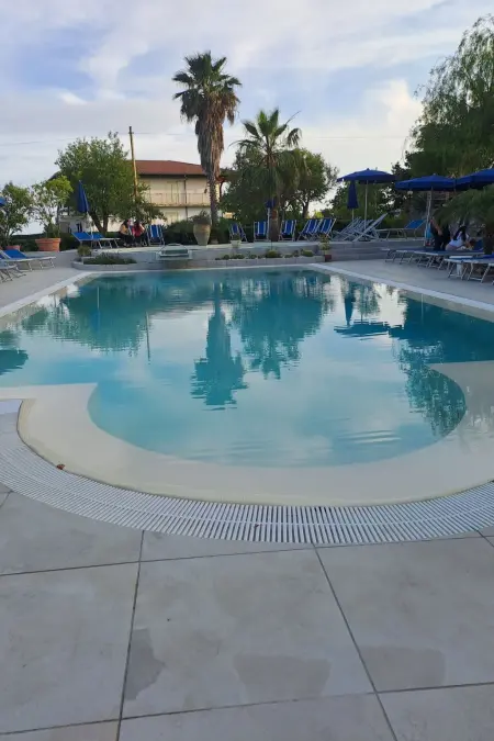 Appartement Capo Vaticano, 600m plage avec piscine : photo 20