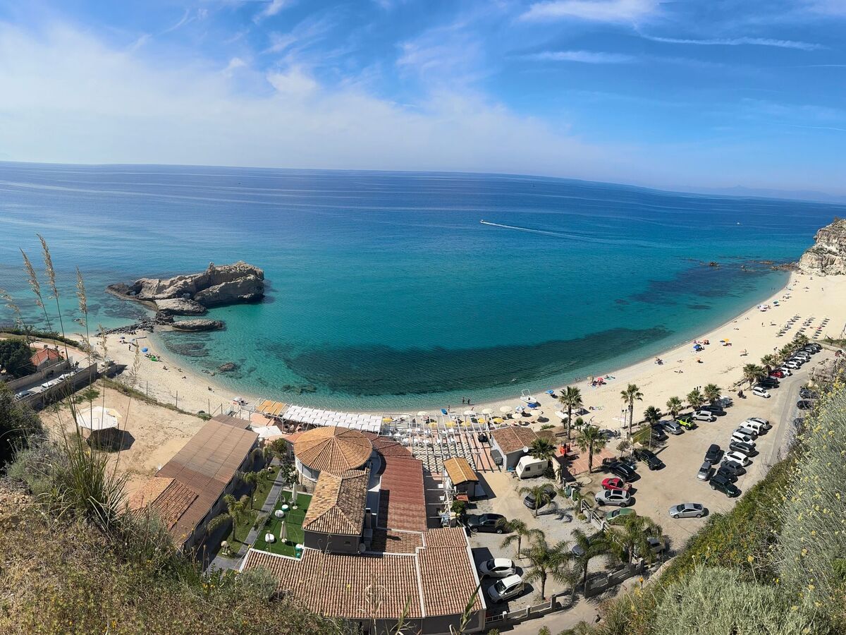 Chambre double à 380 m de la plage de Riaci, Capo Vaticano - Photo 17
