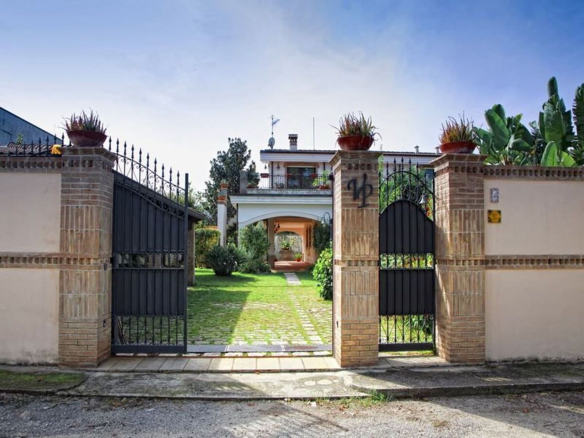 Villa Ornella : 6 chambres, piscine privée à 150 m de la plage - Photo 1