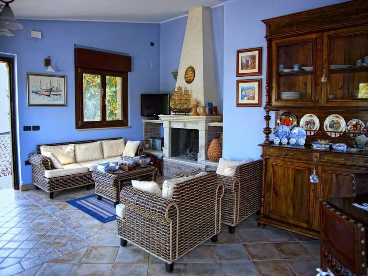 Villa Ornella : 6 chambres, piscine privée à 150 m de la plage - Photo 10