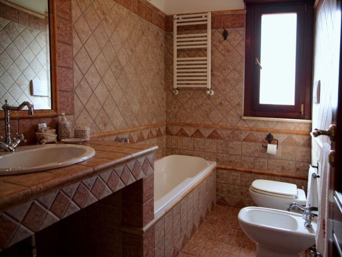 Villa Ornella : 6 chambres, piscine privée à 150 m de la plage - Photo 20