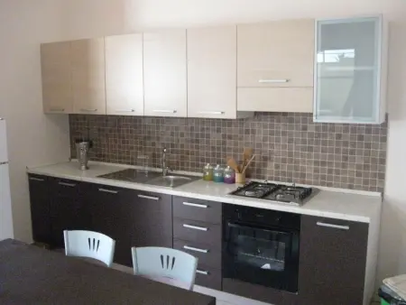 Appartement Eutimo à Locri, 2 chambres, terrasse privée
