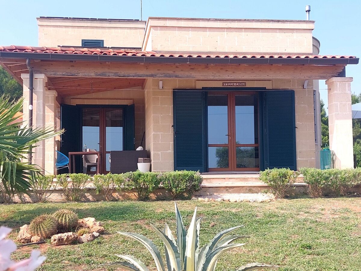 Villa Lona à Manduria : vue mer 180°, 3 chambres - Photo 1