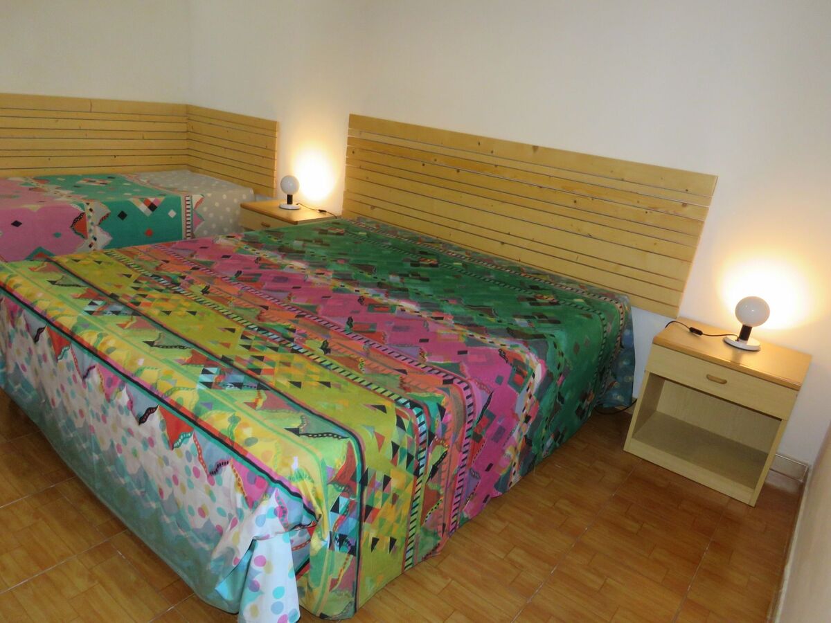 Villa récente avec jardin de 600 m² à Gallipoli - Photo 9