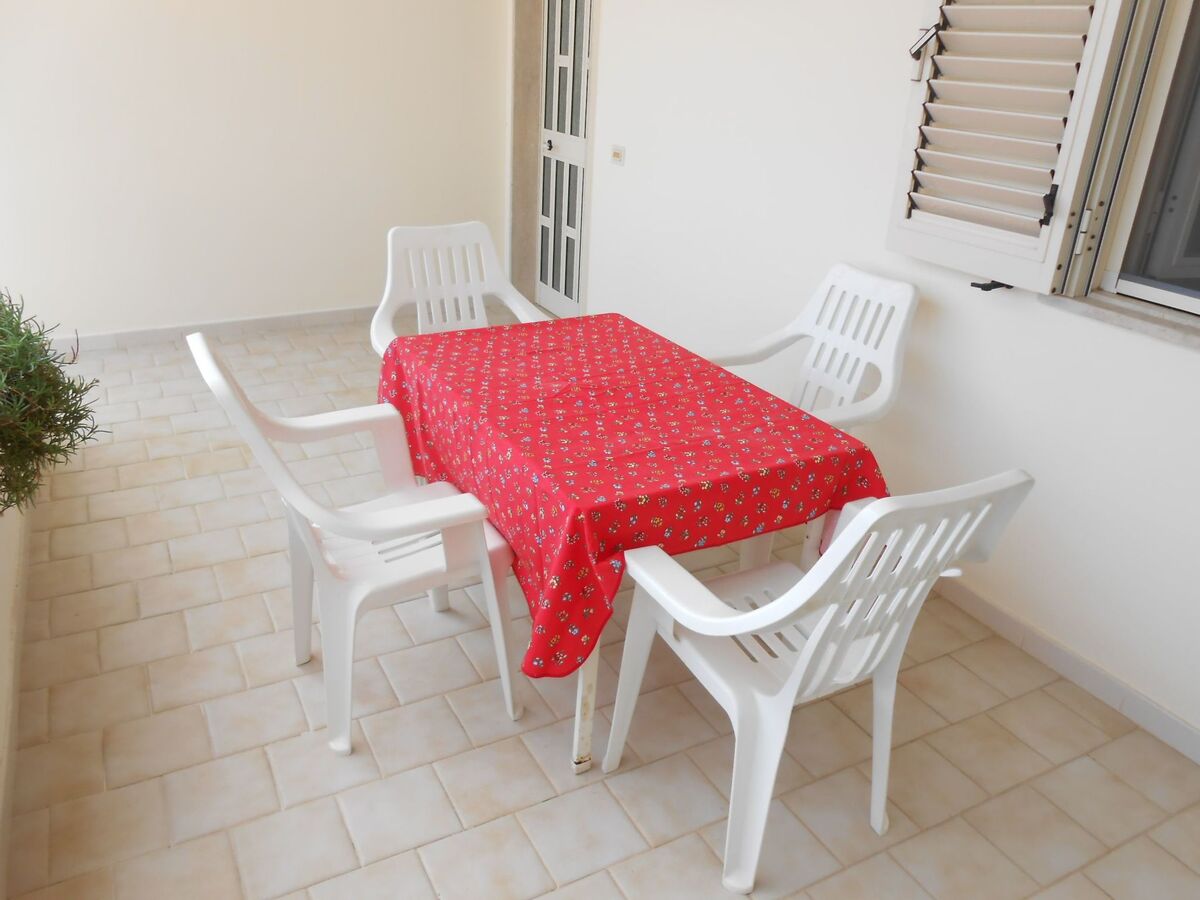 Appartement 2 chambres avec terrasse ensoleillée à 300m de la plage - Photo 6