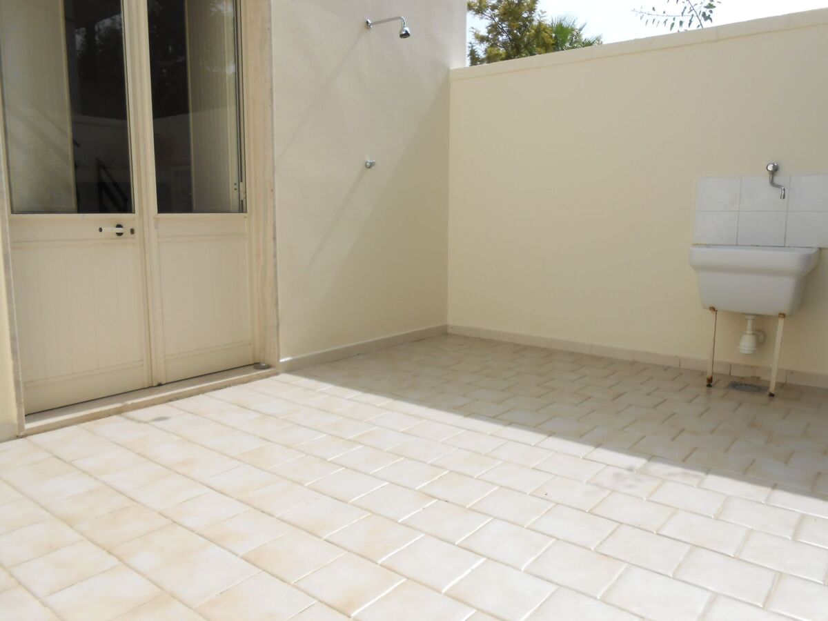 Appartement 2 chambres avec terrasse ensoleillée à 300m de la plage - Photo 10