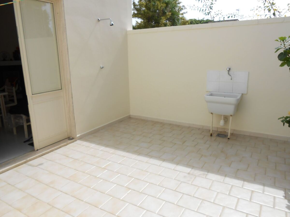 Appartement 2 chambres avec terrasse ensoleillée à 300m de la plage - Photo 12
