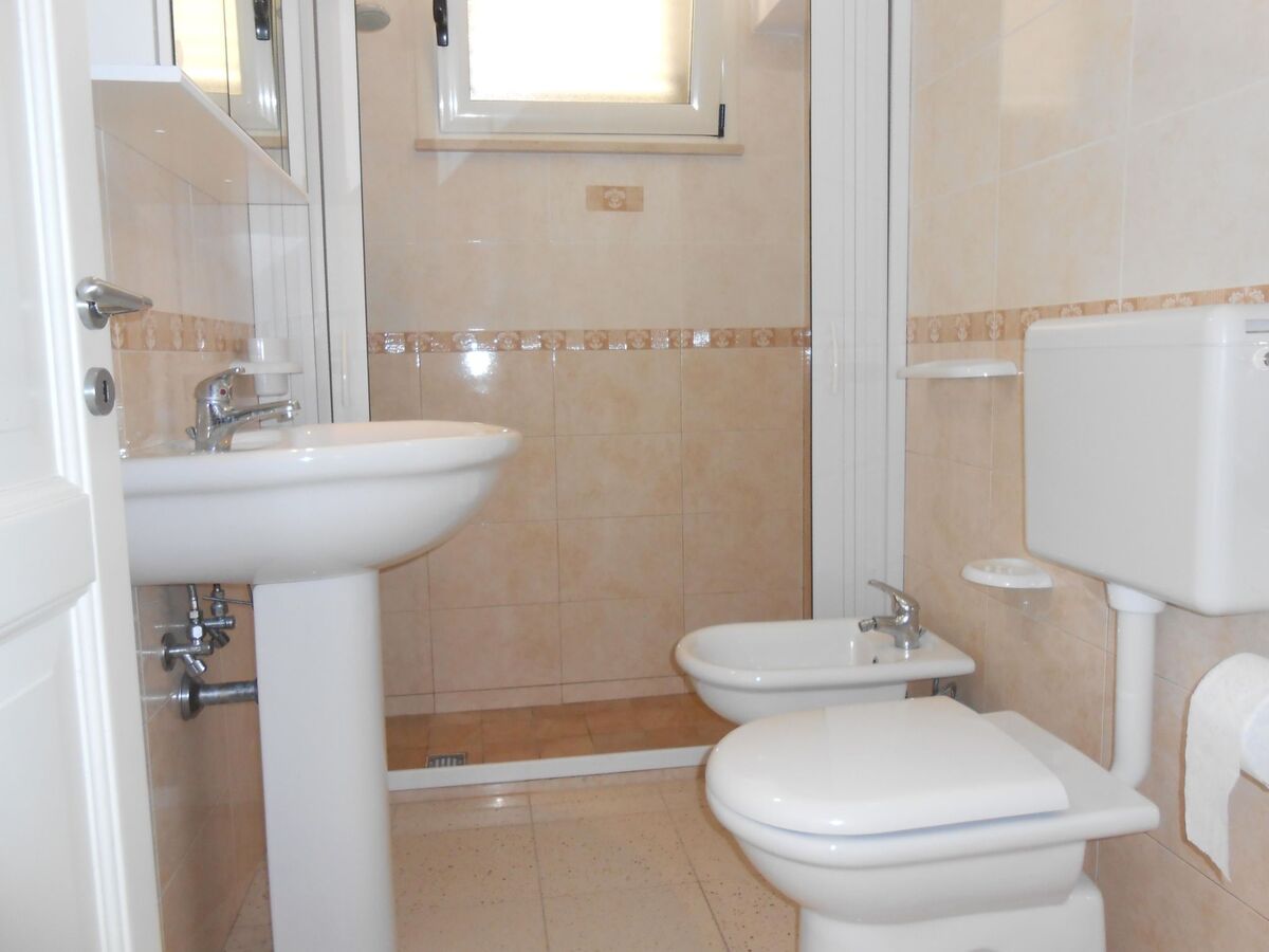 Appartement 2 chambres avec véranda couverte à 300m de la plage - Photo 35