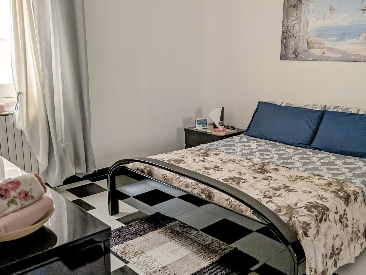 Appartement Giotto Aradeo – 2 chambres, animaux acceptés - Photo 14