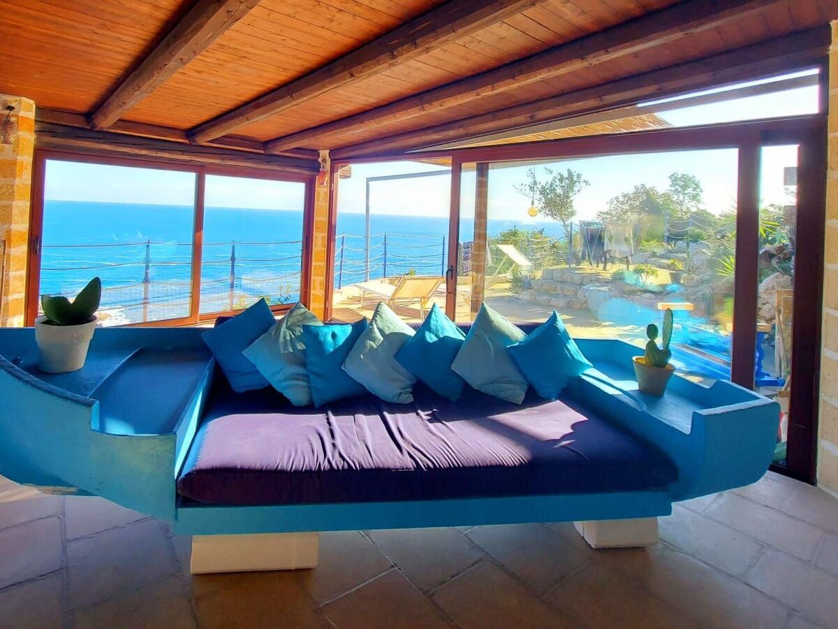 Villa avec piscine privée face à la mer à Marina Serra - Photo 3